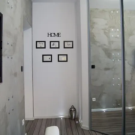 Apartament Exclusive Apartment