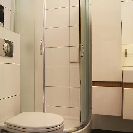 Apartament Exclusive Apartment *